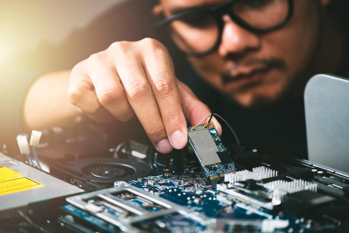 Computer Repair Services Image